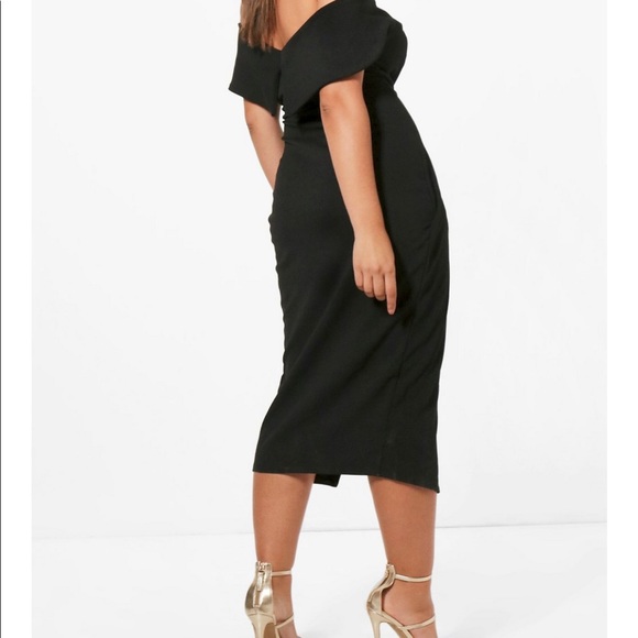 Dress - Picture 4 of 4